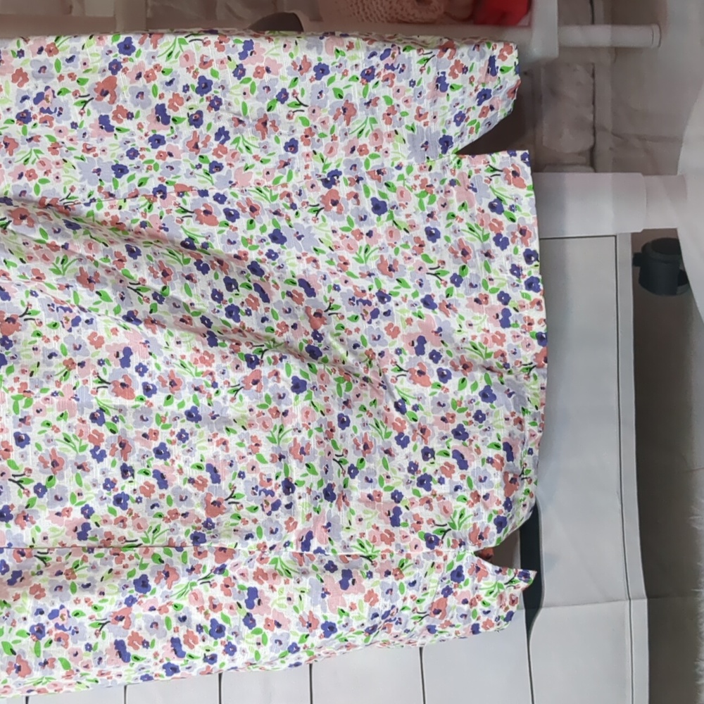 Spaghetti straps floral dress - Picture 3 of 6